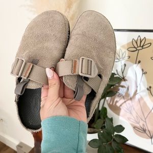 Chaco Paonia Clog in color natural